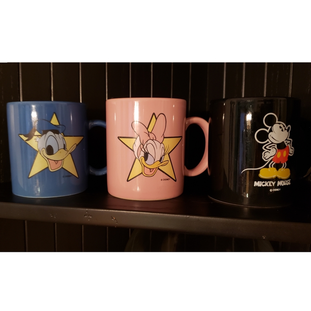 DISNEY Vintage Mugs 8 oz. Set of 2 Donald Duck Mickey Mouse